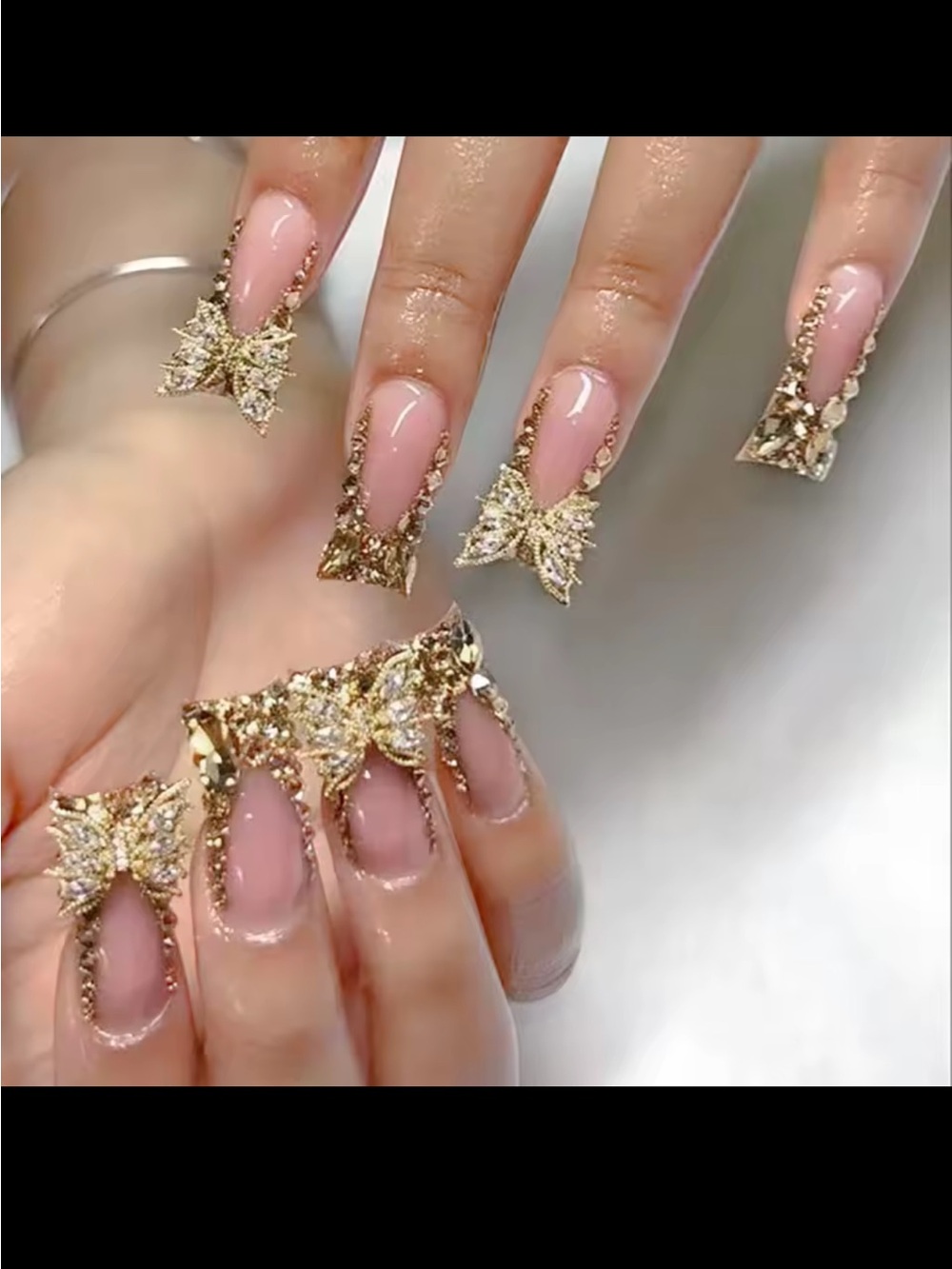 24 pcs nails natural delicate & comfortable reusable!
